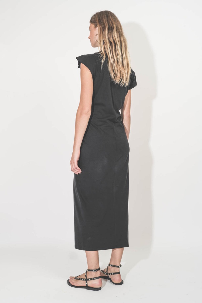 Sandales Deltapyr en cuir noir avec clous K.Jacques St-Tropez. Portées de dos.