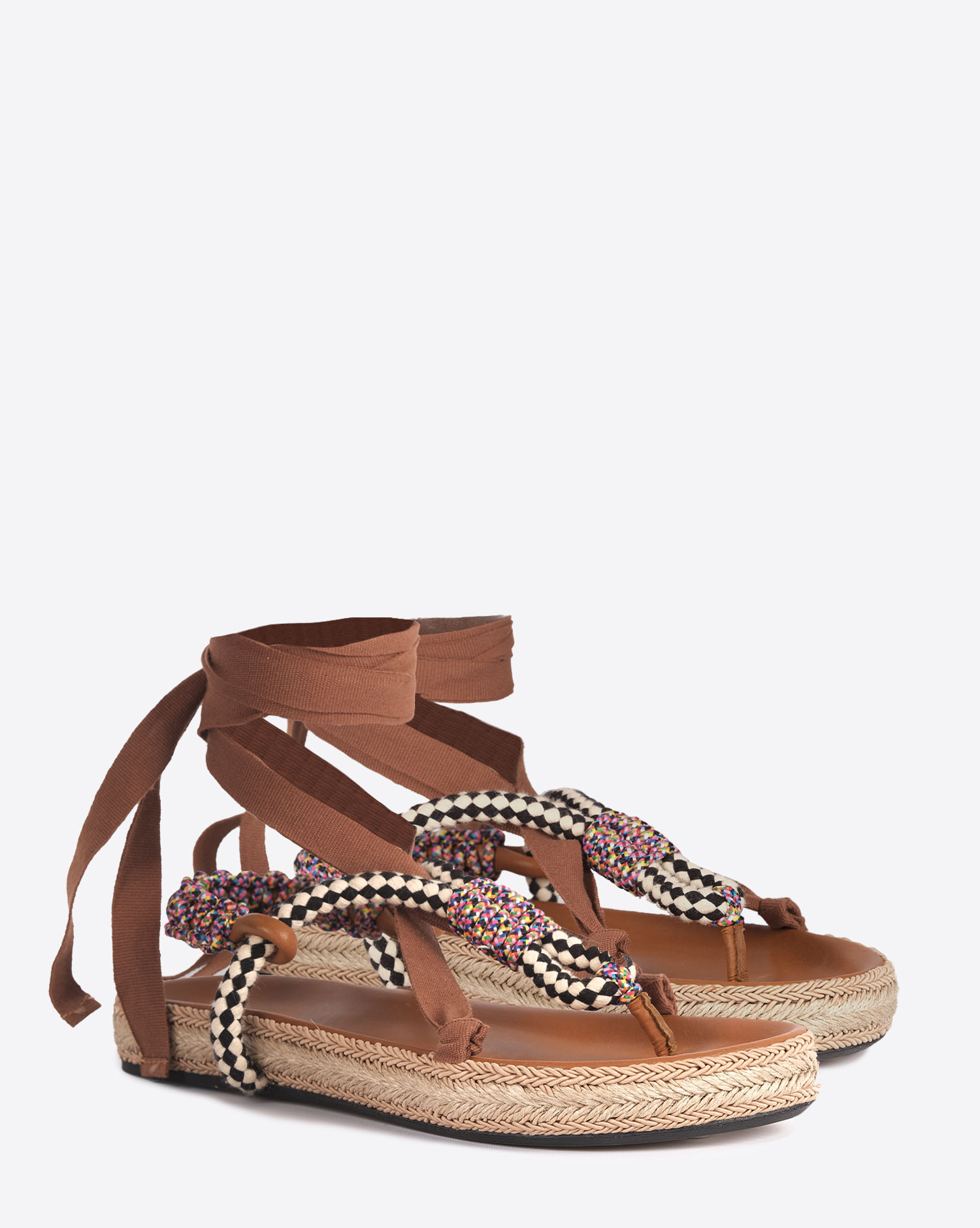 Produit Sandales plates Gypsa Isabel Marant beiges. Vue face.
