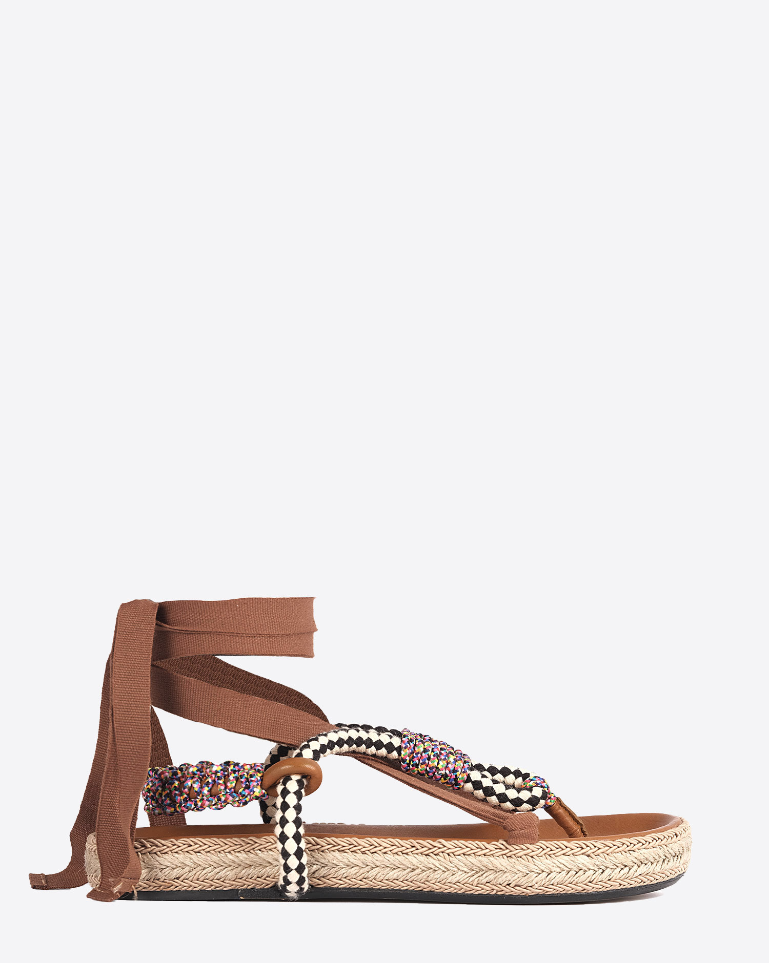 Sandales plates Gypsa Isabel Marant beiges. Vue profil. 
