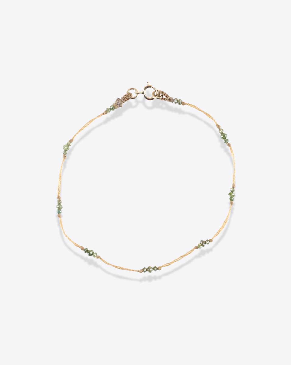 Bracelet T.Bee Sharing diamant vert. D&eacute;tail du fermoir. 