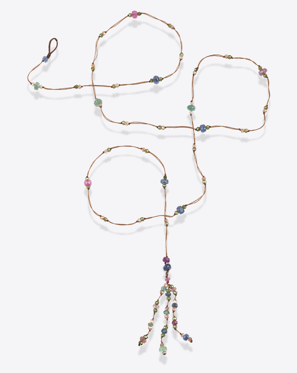 Collier long Holy Sharing pierres semi-pr&eacute;cieuses sur fil tabac et pompon.