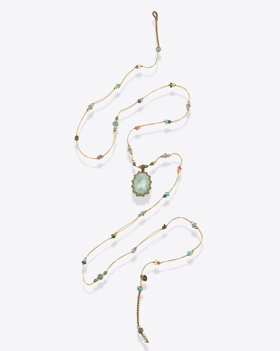 Collier long tib&eacute;tain Sharing Strawberry Quartz Vert et pierres semi-pr&eacute;cieuses.
