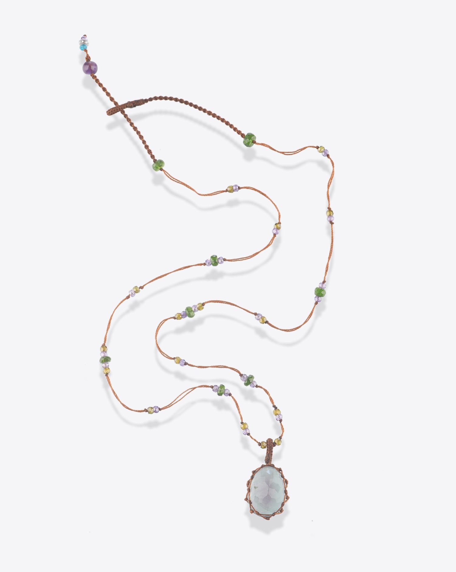 Image du produit Sharing Collier Court Tibétain Sur Cordon Tabac - Rainbow Fluorite  
