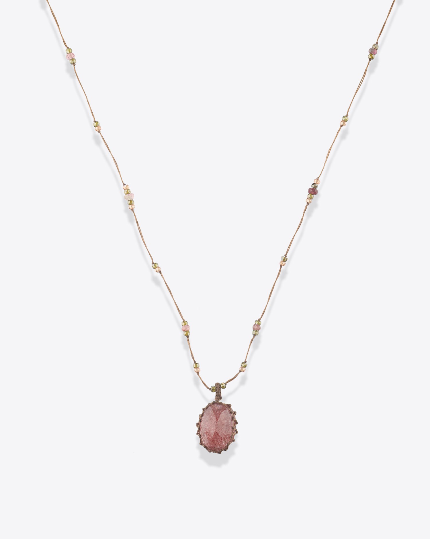 Image du produit Sharing Collier Court Tibétain Sur Cordon Tabac - Strawberry Quartz   - 2