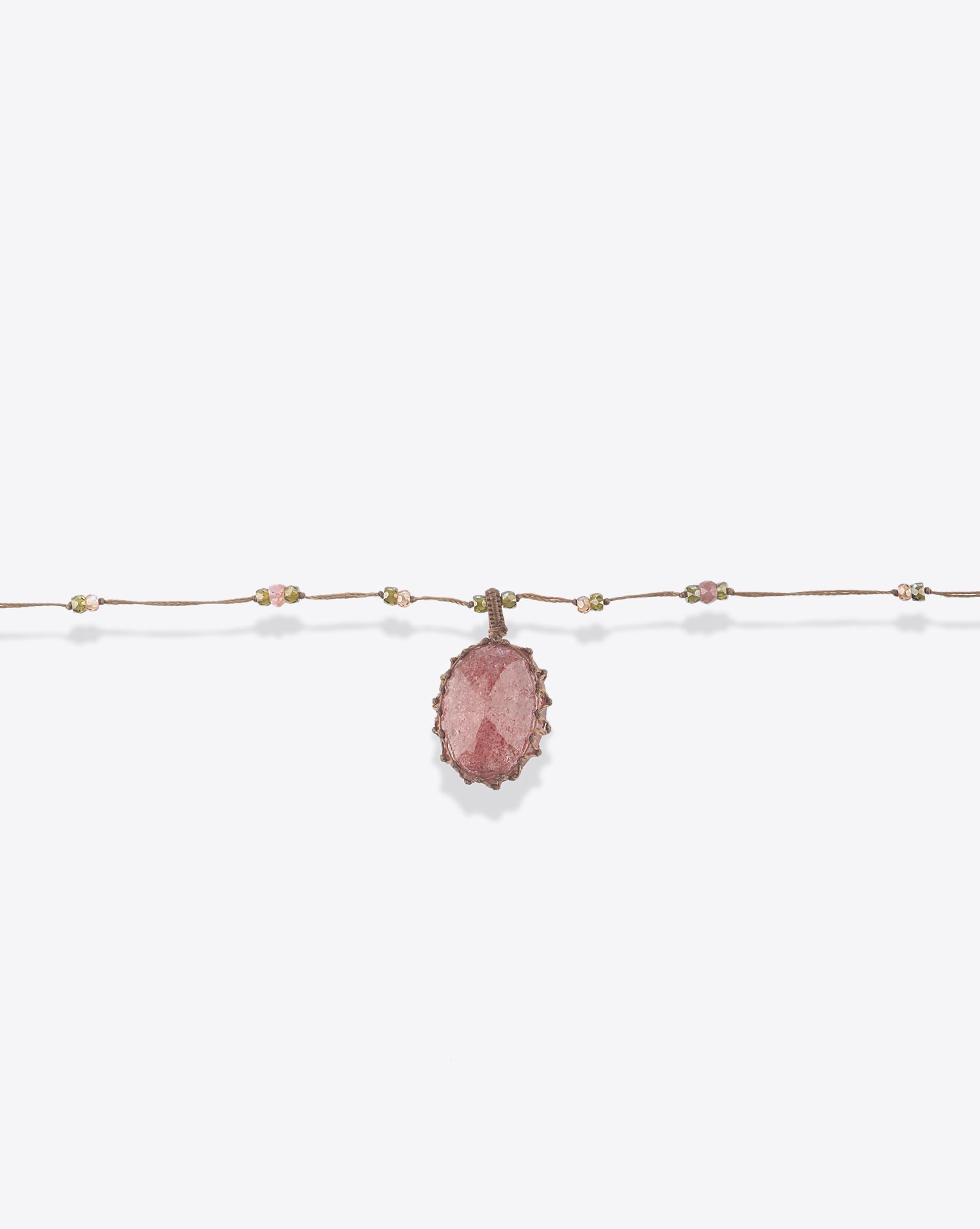 Image du produit Sharing Collier Court Tibétain Sur Cordon Tabac - Strawberry Quartz   - 3