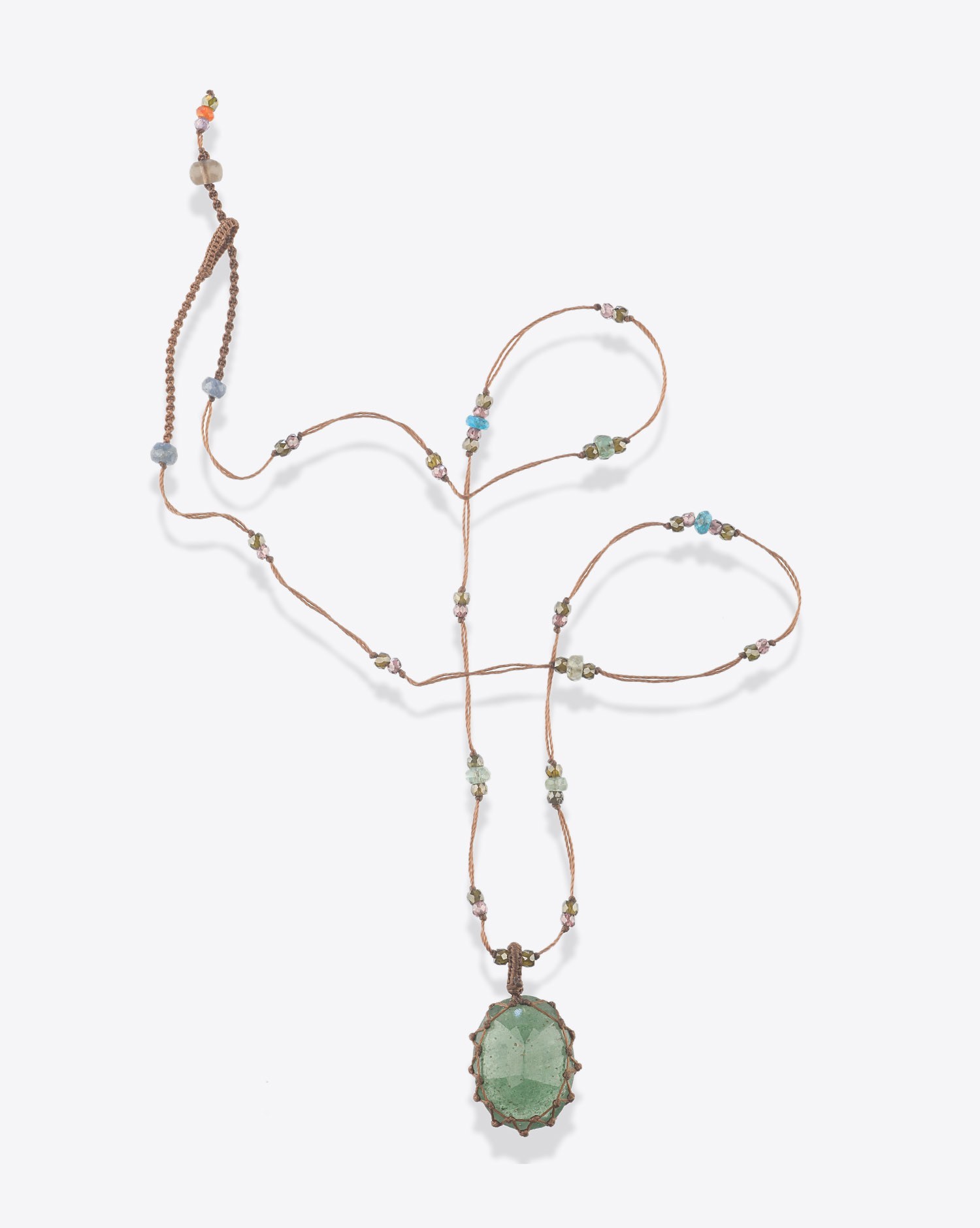 Image du produit Sharing Collier Court Tibétain Sur Cordon Tabac - Strawberry Quartz Vert  