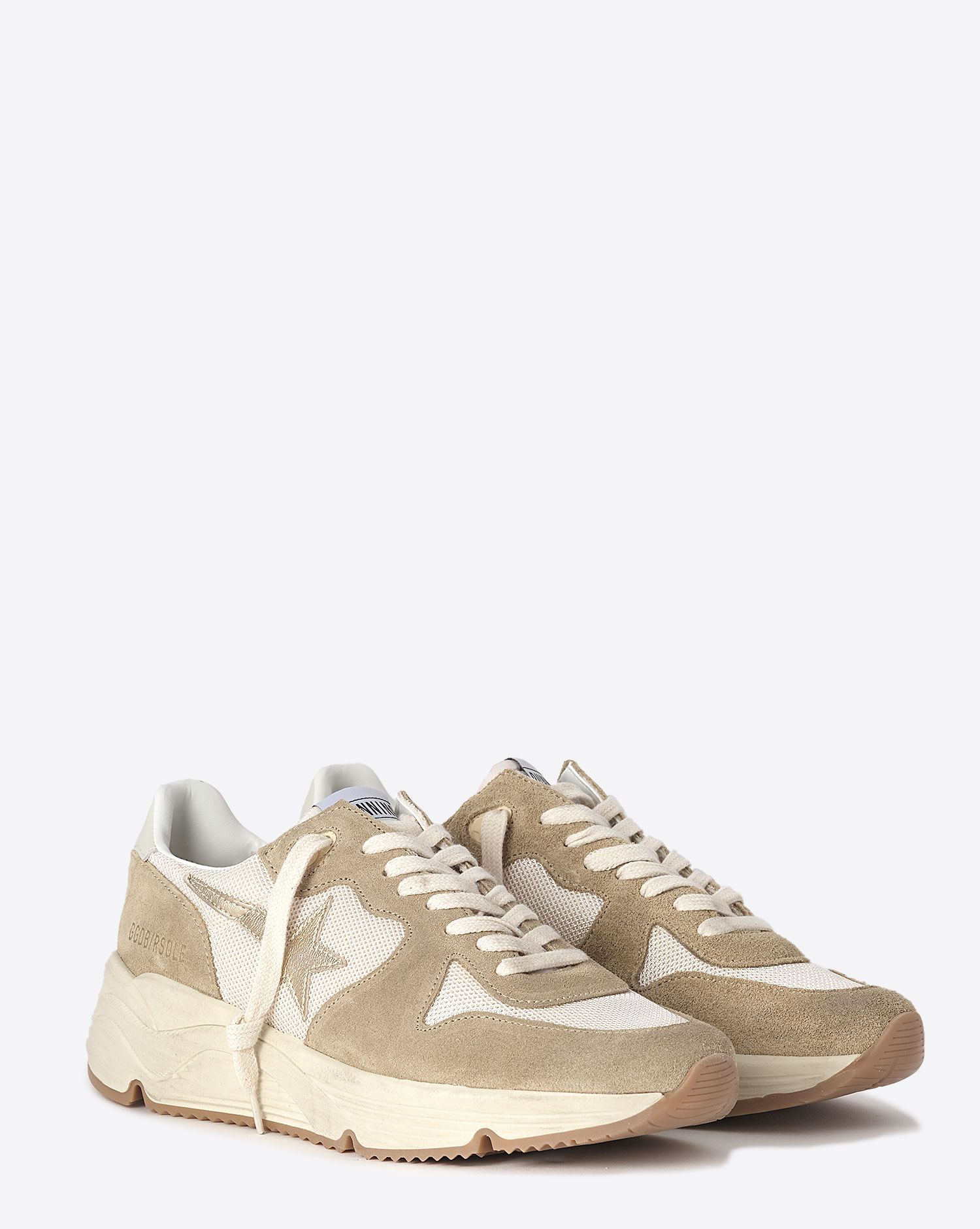 Produit Sneakers Running Sole Golden Goose en cuir beige. Vue face. 