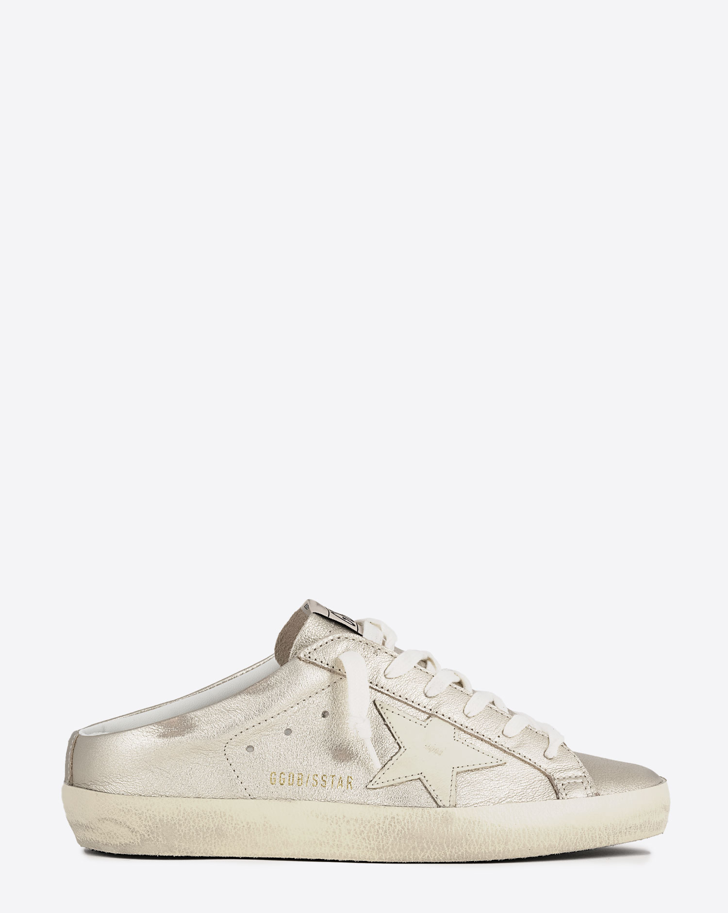 Produit Sneakers Sabot Superstar Golden Goose platinium. Vue profil. 