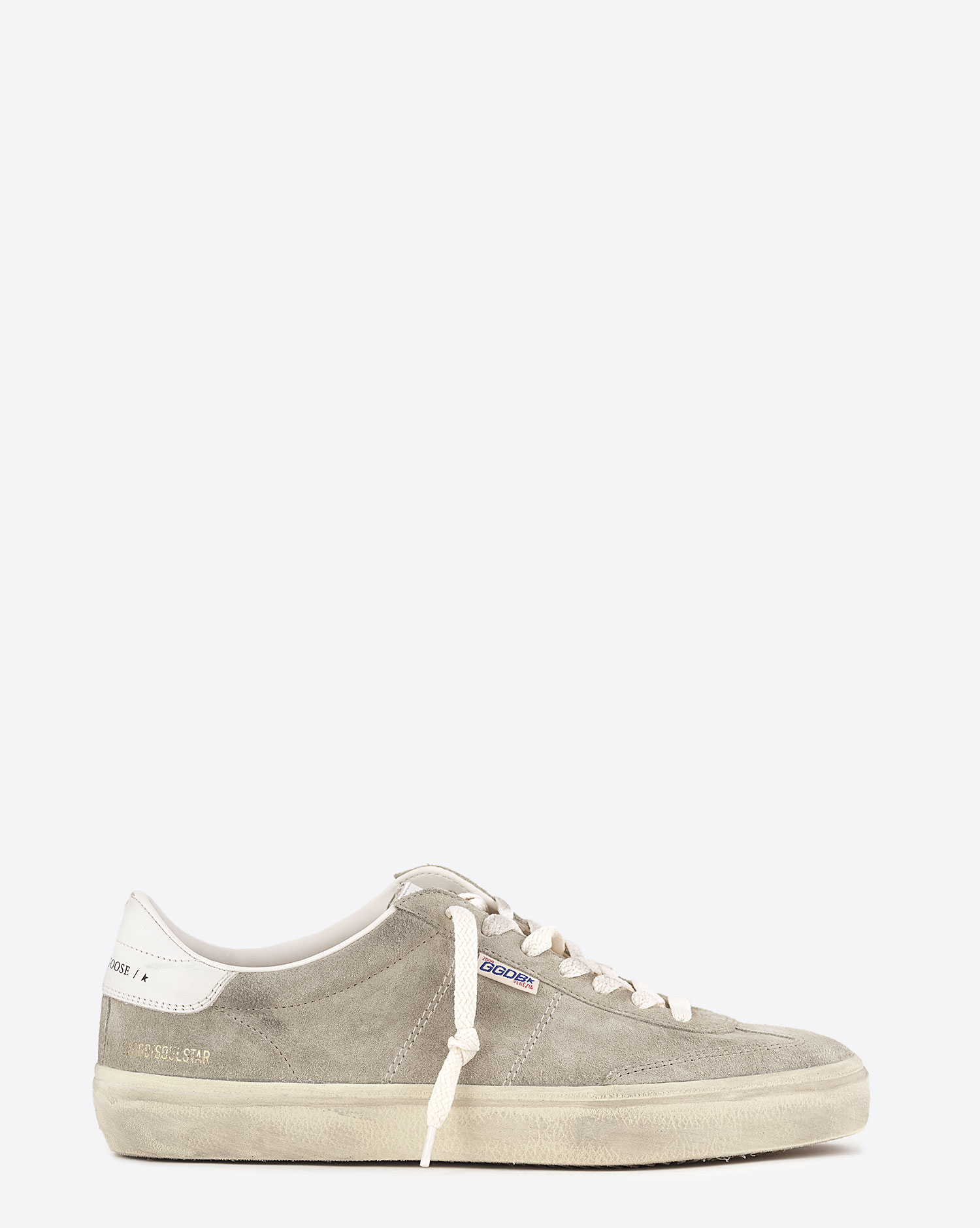 Produit Sneakers basses Soul Star Golden Goose en cuir suédé taupe. Vue profil. 
