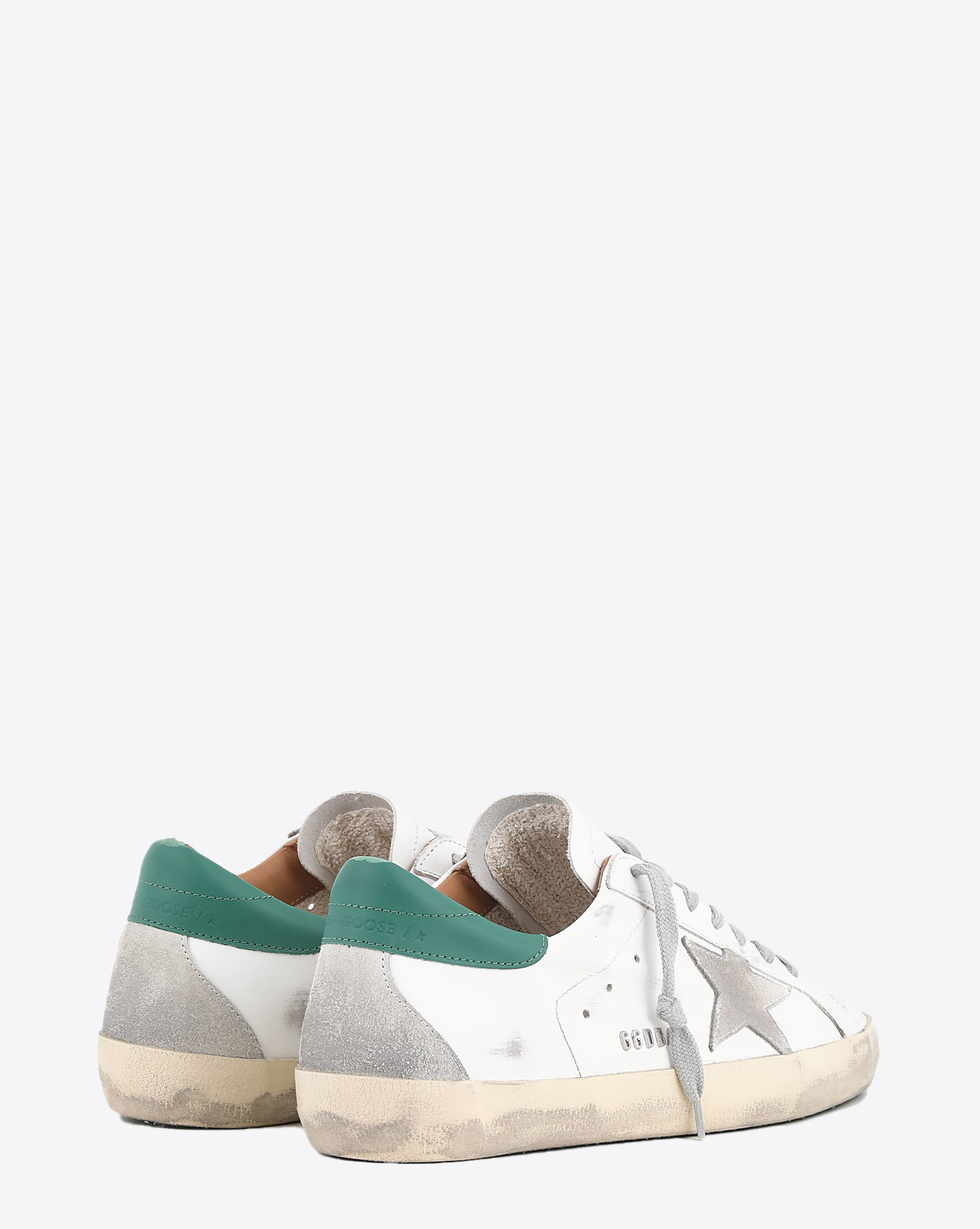 Sneakers Superstar homme en cuir blanc arrière vert Golden Goose. Dos. 