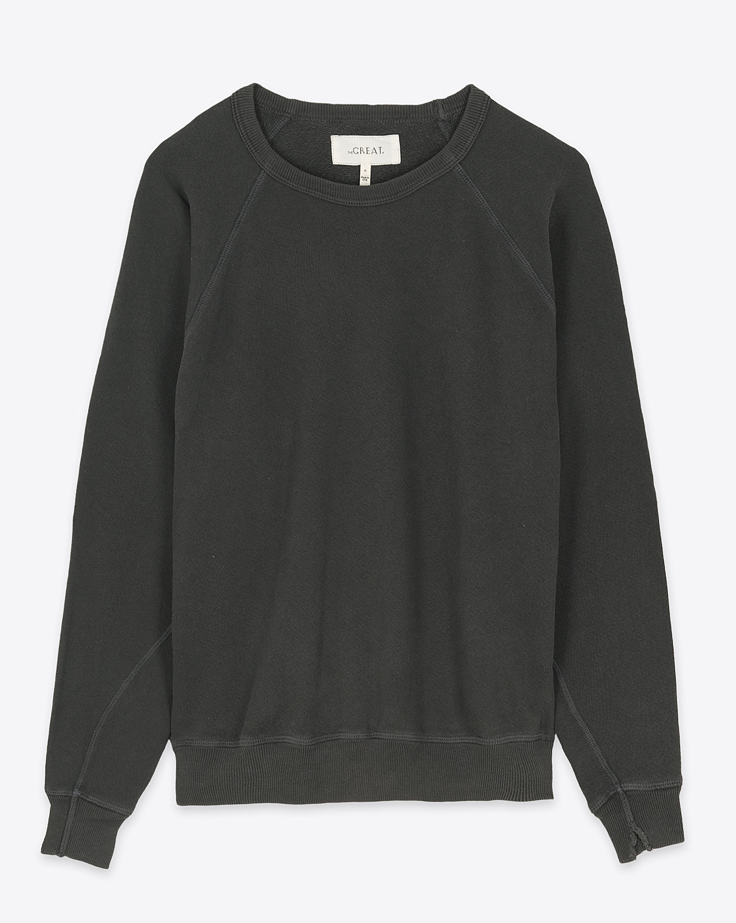 Produit Sweatshirt manches longues College The Great en coton noir délavé. Vue face. 
