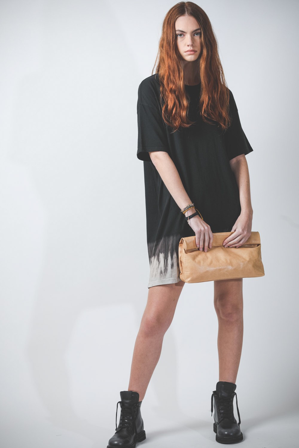 Image du produit Raquel Allegra T-Shirt Dress - Black Horizon TD  - 5