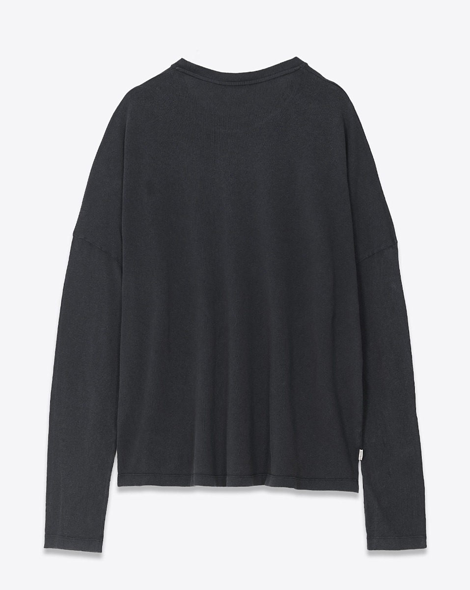 T-shirt Mikuta à manches longues en coton noir brodé " Lost In Love " sur le haut de la poitrine. Vue de dos.