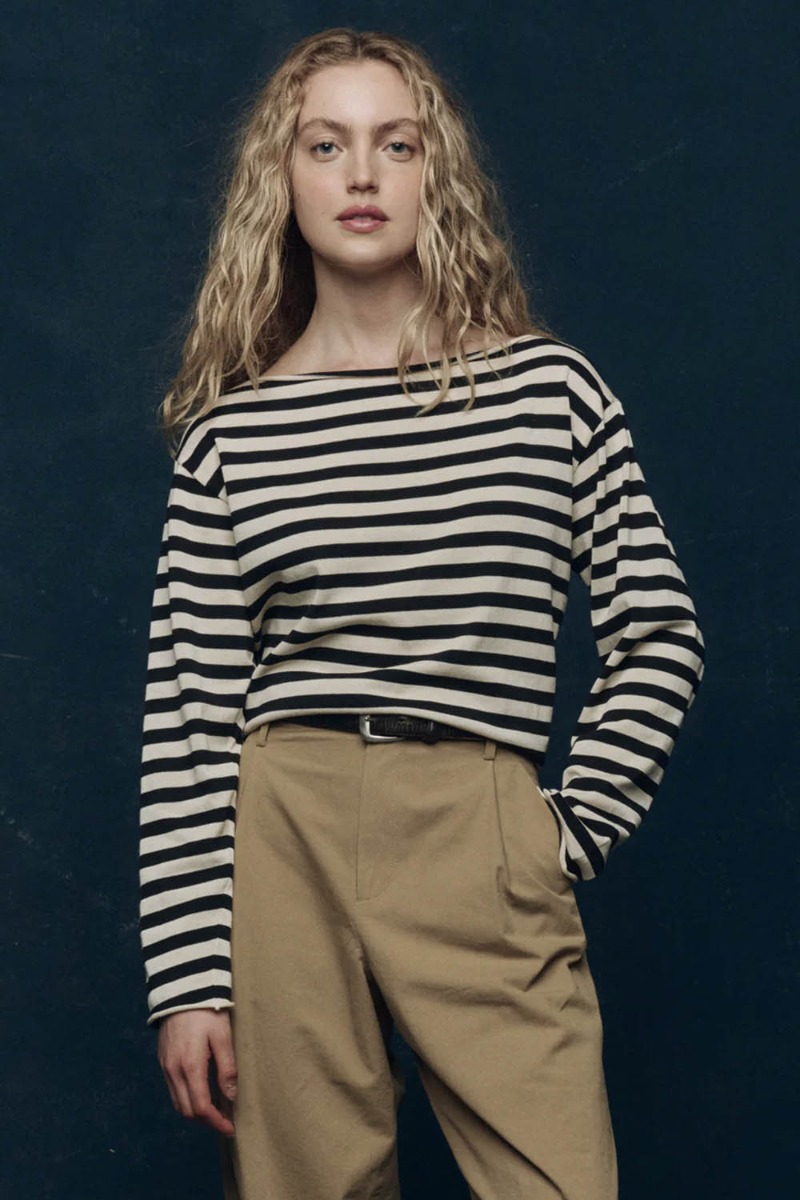 Marini&egrave;re Sailor The Great en coton ray&eacute; noir et cr&egrave;me, port&eacute;e de face.