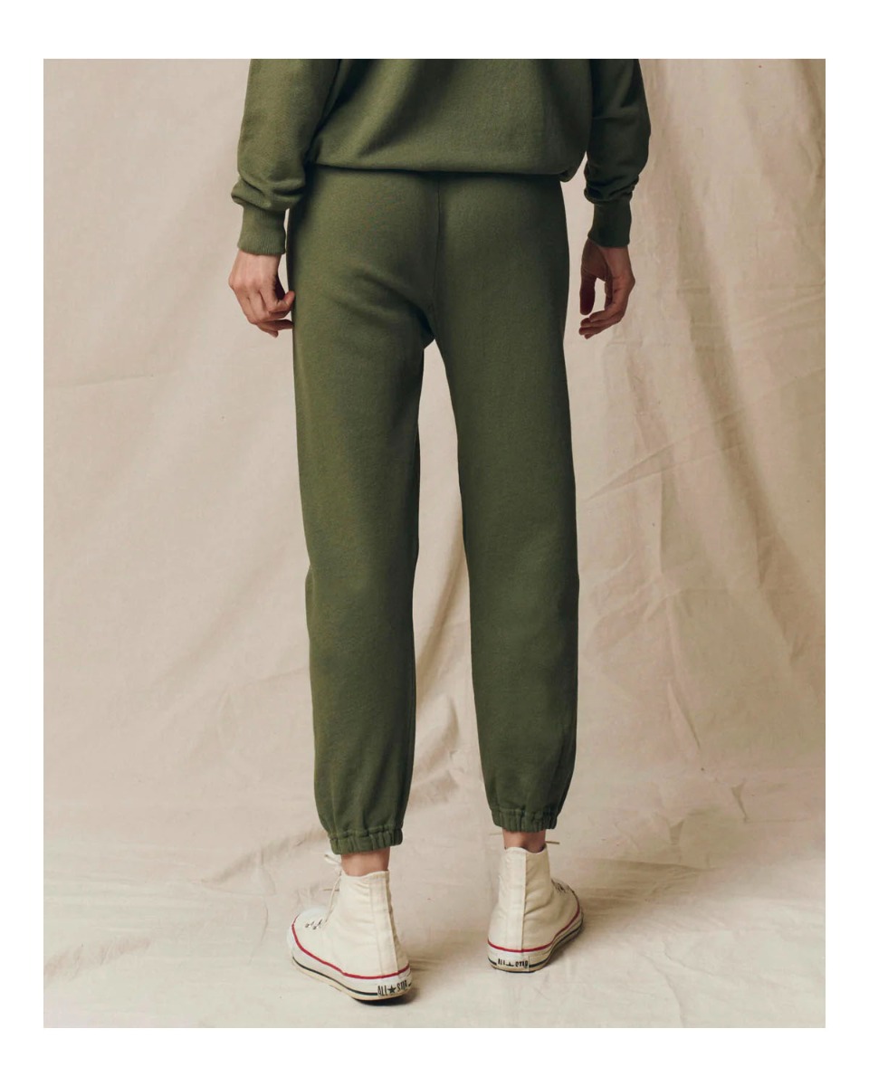 Bas de jogging Stadium The Great en cton kaki Army Heritage. Porté de dos.