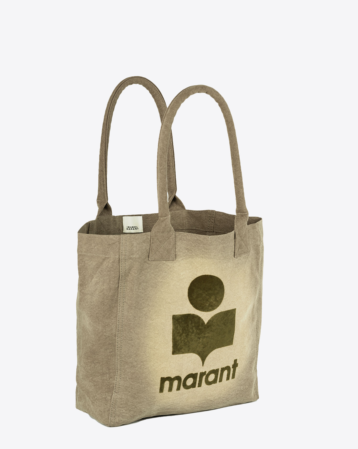 Produit Petit sac cabas Yenky Isabel Marant en toile délavée kaki avec logo. Vue trois quart. 
