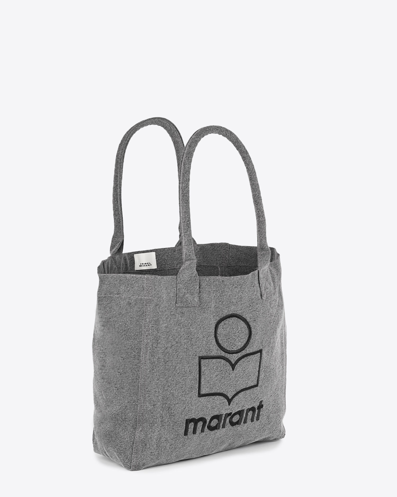 Produit Petit sac cabas Yenky Isabel Marant en toile délavée grise avec logo. Vue trois quart. 