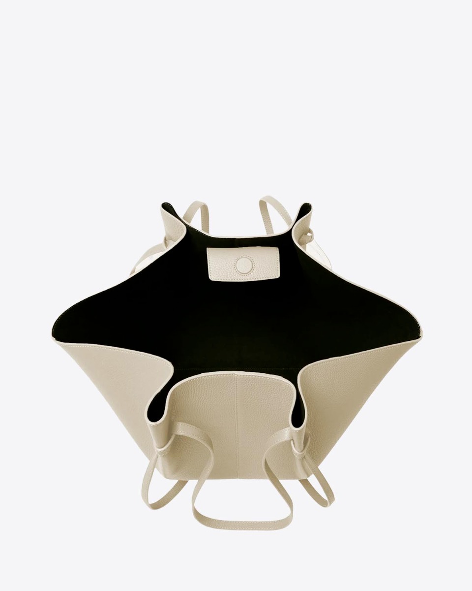 Sac cabas Mochi Yuzefi cuir grain&eacute; Angora (&eacute;cru), d&eacute;tail int&eacute;rieur.