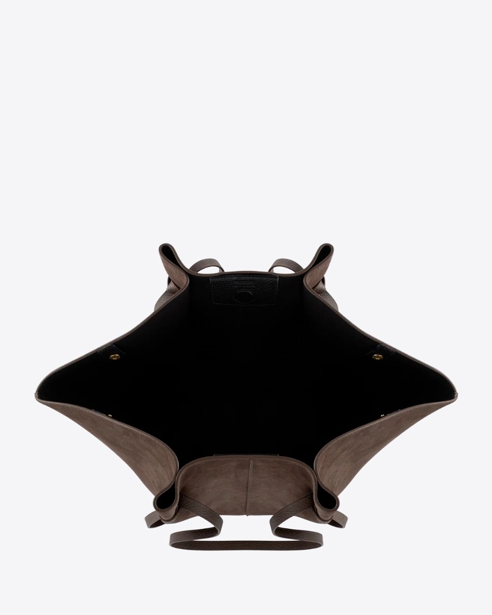 Sac cabas Mochi large Yuzefi cuir su&eacute;d&eacute; Nutmeg (marron), d&eacute;tail int&eacute;rieur.